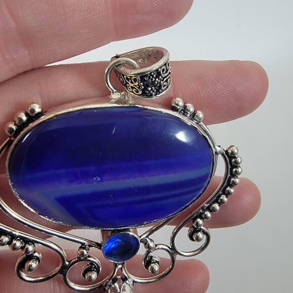 Blue Banded Agate Pendant – With Sapphire Quartz Accent + 20" Silver Chain - Picture 4 of 10